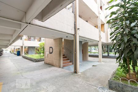 Apartamento para alugar com 62m², 3 quartos e 1 vagaEntrada do bloco