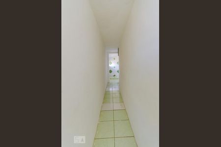 Corredor de apartamento para alugar com 2 quartos, 60m² em Dois de Julho, Salvador