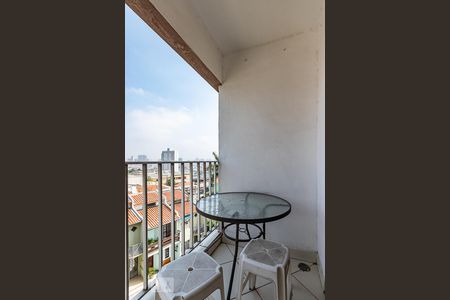 Sacada  de apartamento à venda com 2 quartos, 51m² em Vila Pierina, São Paulo