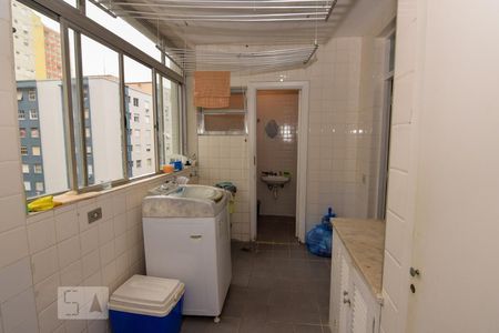 Apartamento para alugar com 205m², 3 quartos e 1 vagaÁrea de Serviço
