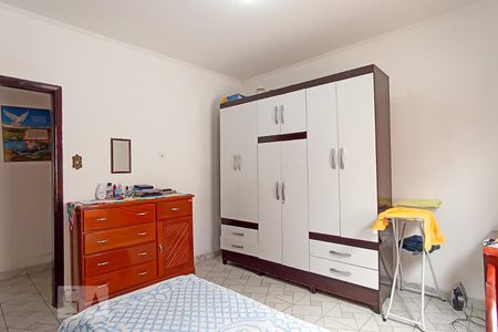 Quarto 2 de casa à venda com 3 quartos, 200m² em Vila São João, Barueri