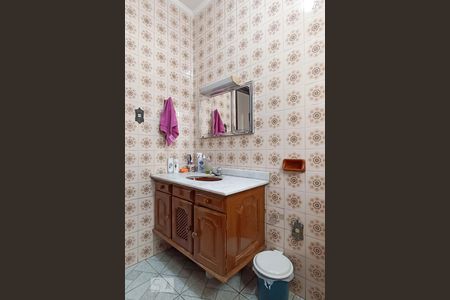 Casa à venda com 200m², 3 quartos e 1 vagaBanheiro social