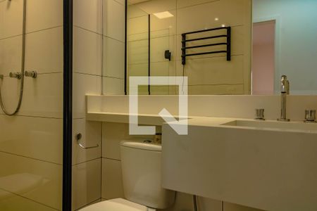 Apartamento à venda com 62m², 2 quartos e 1 vaga Apartamento à venda com 62m², 2 quartos e 1 vagaBanheiro