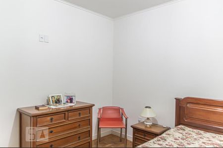 Casa à venda com 243m², 5 quartos e 4 vagasQuarto Suíte