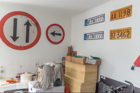 Casa à venda com 243m², 5 quartos e 4 vagasQuarto de Serviço