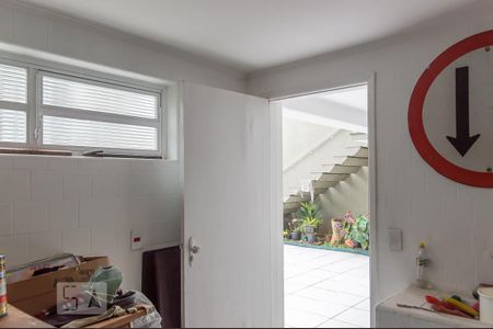 Casa à venda com 243m², 5 quartos e 4 vagasQuarto de Serviço