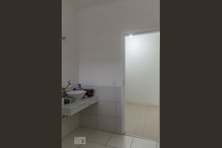 Casa à venda com 243m², 5 quartos e 4 vagasBanheiro