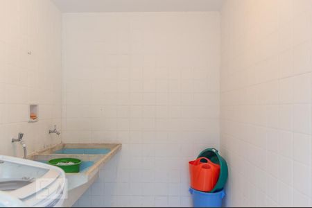 Casa à venda com 243m², 5 quartos e 4 vagasÁrea de Serviço