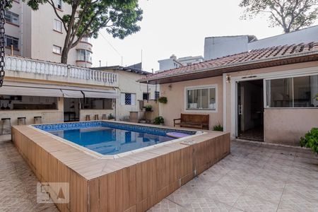 Casa à venda com 550m², 5 quartos e 7 vagasPiscina