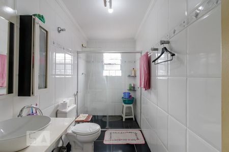 Casa à venda com 550m², 5 quartos e 7 vagasBanheiro da Suíte 1