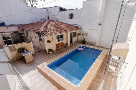 Casa à venda com 550m², 5 quartos e 7 vagasVista da Piscina 
