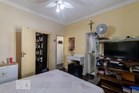 Casa à venda com 550m², 5 quartos e 7 vagasSuíte 3 