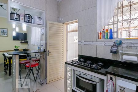 Casa à venda com 550m², 5 quartos e 7 vagasCozinha 