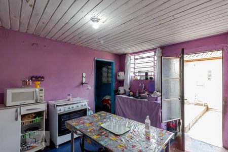 Casa à venda com 550m², 5 quartos e 7 vagasCozinha casa 2 