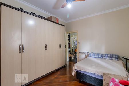 Casa à venda com 550m², 5 quartos e 7 vagasSuíte 1 