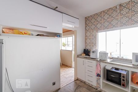 Casa à venda com 550m², 5 quartos e 7 vagasCozinha Casa 3