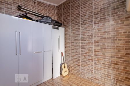 Casa à venda com 550m², 5 quartos e 7 vagasQuarto casa 3