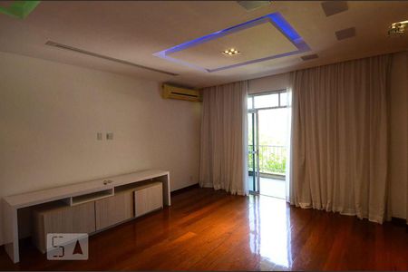 Sala de apartamento à venda com 3 quartos, 170m² em Pitangueiras, Rio de Janeiro