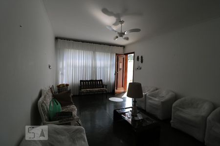 Sala de casa à venda com 3 quartos, 221m² em Jardim Avelino, São Paulo