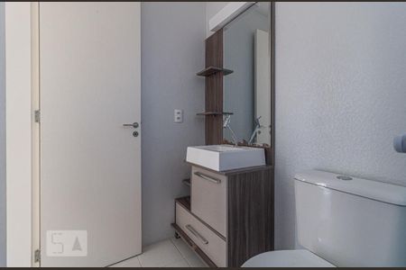 Casa de condomínio para alugar com 86m², 2 quartos e 1 vaga Casa de condomínio para alugar com 86m², 2 quartos e 1 vagaBanheiro