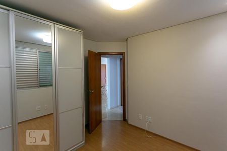 Quarto de apartamento para alugar com 2 quartos, 125m² em Savassi, Belo Horizonte