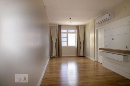 Sala de kitnet/studio para alugar com 1 quarto, 30m² em Centro Histórico, Porto Alegre
