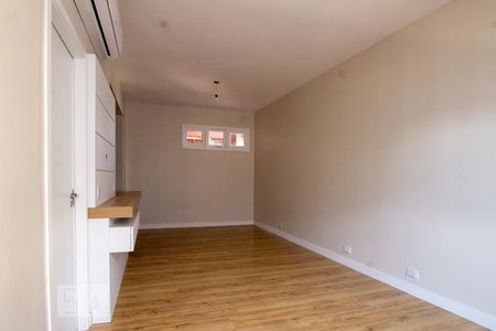 Sala de kitnet/studio para alugar com 1 quarto, 30m² em Centro Histórico, Porto Alegre