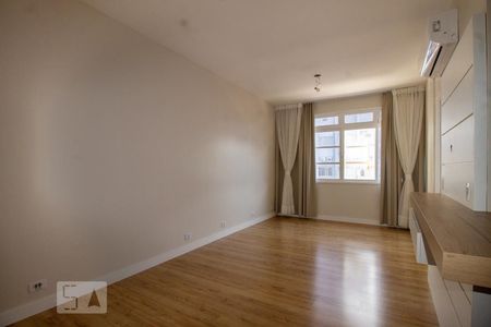 Sala de kitnet/studio para alugar com 1 quarto, 30m² em Centro Histórico, Porto Alegre