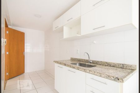 Apartamento à venda com 83m², 3 quartos e 1 vagaCozinha e Área de Serviço