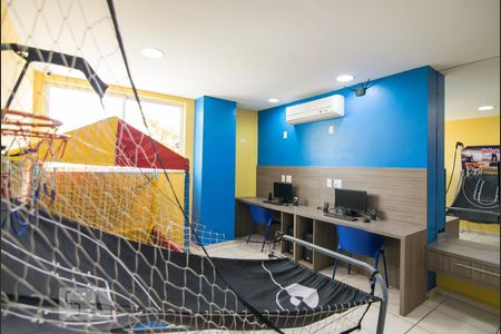 Apartamento à venda com 83m², 3 quartos e 1 vagaÁrea Comum - Jogos