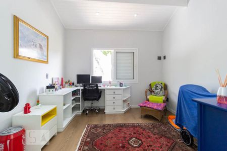 Casa à venda com 500m², 3 quartos e 3 vagasSuíte 3