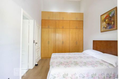 Casa à venda com 500m², 3 quartos e 3 vagasSuíte 2