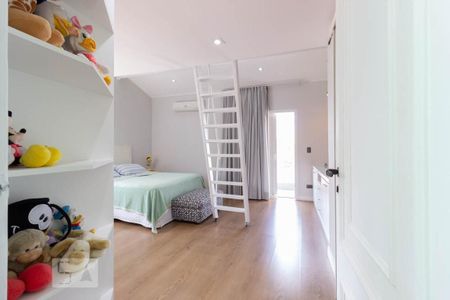 Casa à venda com 500m², 3 quartos e 3 vagasSuíte 1