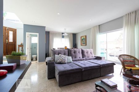 Sala 1 de casa à venda com 3 quartos, 500m² em Jardim Leonor Mendes de Barros, São Paulo