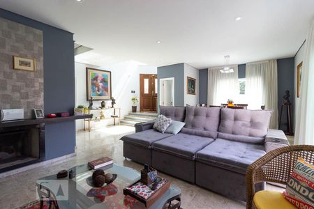 Sala 1 de casa à venda com 3 quartos, 500m² em Jardim Leonor Mendes de Barros, São Paulo