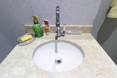 Casa à venda com 500m², 3 quartos e 3 vagasLavabo 2