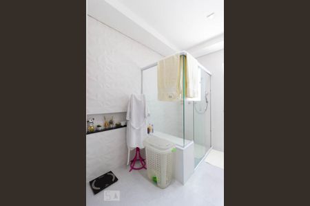 Casa à venda com 500m², 3 quartos e 3 vagasBanheiro Suíte 1