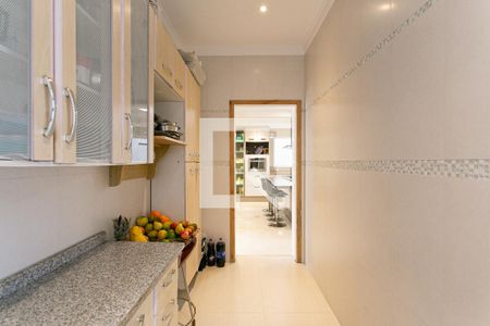 Casa à venda com 458m², 4 quartos e 10 vagasDespensa