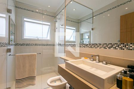 Casa à venda com 458m², 4 quartos e 10 vagasBanheiro da Suíte 3