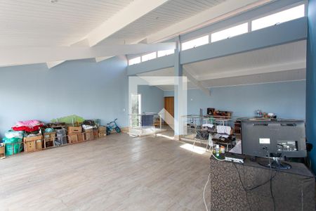 Casa à venda com 458m², 4 quartos e 10 vagasSótão