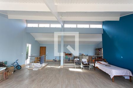 Casa à venda com 458m², 4 quartos e 10 vagasSótão