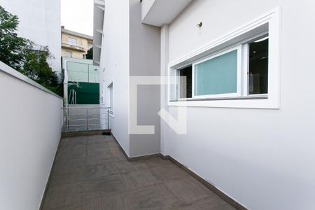 Casa à venda com 458m², 4 quartos e 10 vagasVaranda da Suíte 1