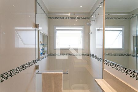 Casa à venda com 458m², 4 quartos e 10 vagasBanheiro da Suíte 3