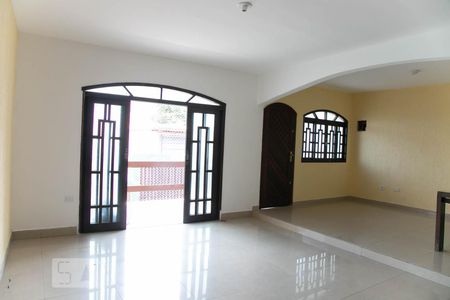 Sala de Estar de casa para alugar com 3 quartos, 150m² em Vila Carolina, São Paulo