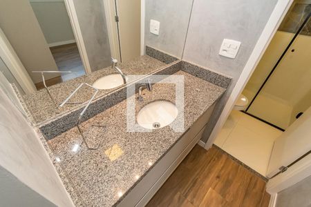 Apartamento para alugar com 35m², 1 quarto e 1 vaga Apartamento para alugar com 35m², 1 quarto e 1 vagaDetalhe Banheiro da Suíte