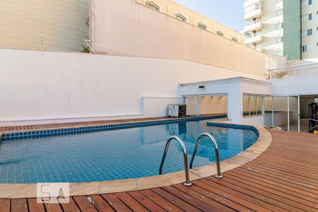 Apartamento à venda com 109m², 2 quartos e 3 vagasPiscina
