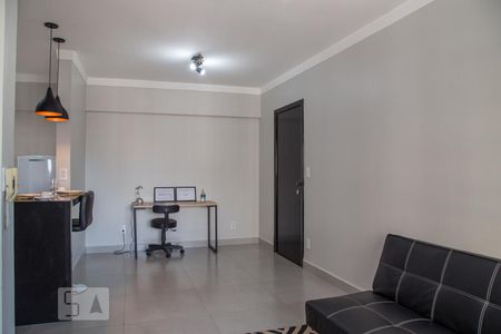 Sala de apartamento para alugar com 1 quarto, 55m² em Centro, Ribeirão Preto