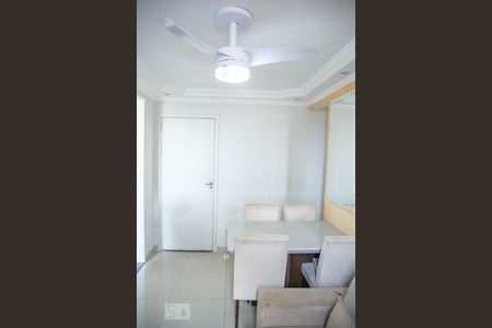 Sala de apartamento à venda com 2 quartos, 46m² em Jardim Nova Europa, Campinas