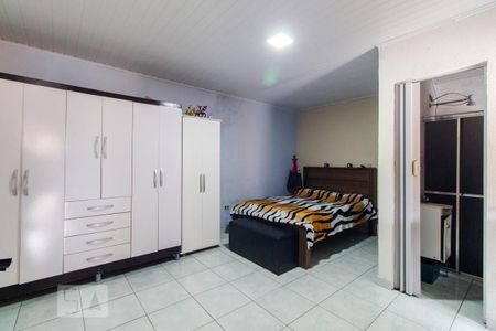 Casa à venda com 220m², 4 quartos e 2 vagas Casa à venda com 220m², 4 quartos e 2 vagasEdícula