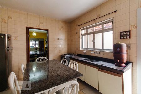Cozinha de casa à venda com 4 quartos, 220m² em Jardim Vila Formosa, São Paulo